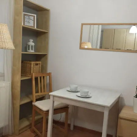 Krakow Inn Hostel 旅馆