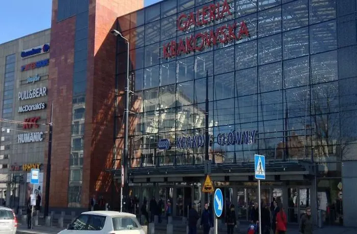 Krakow Inn Hostel Хостел